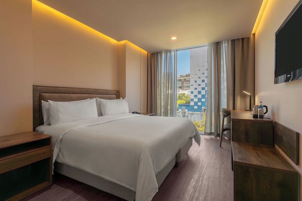 Phòng Tiêu chuẩn, 1 giường cỡ king | Bộ đồ giường cao cấp, chăn bông, minibar, két bảo mật tại phòng 