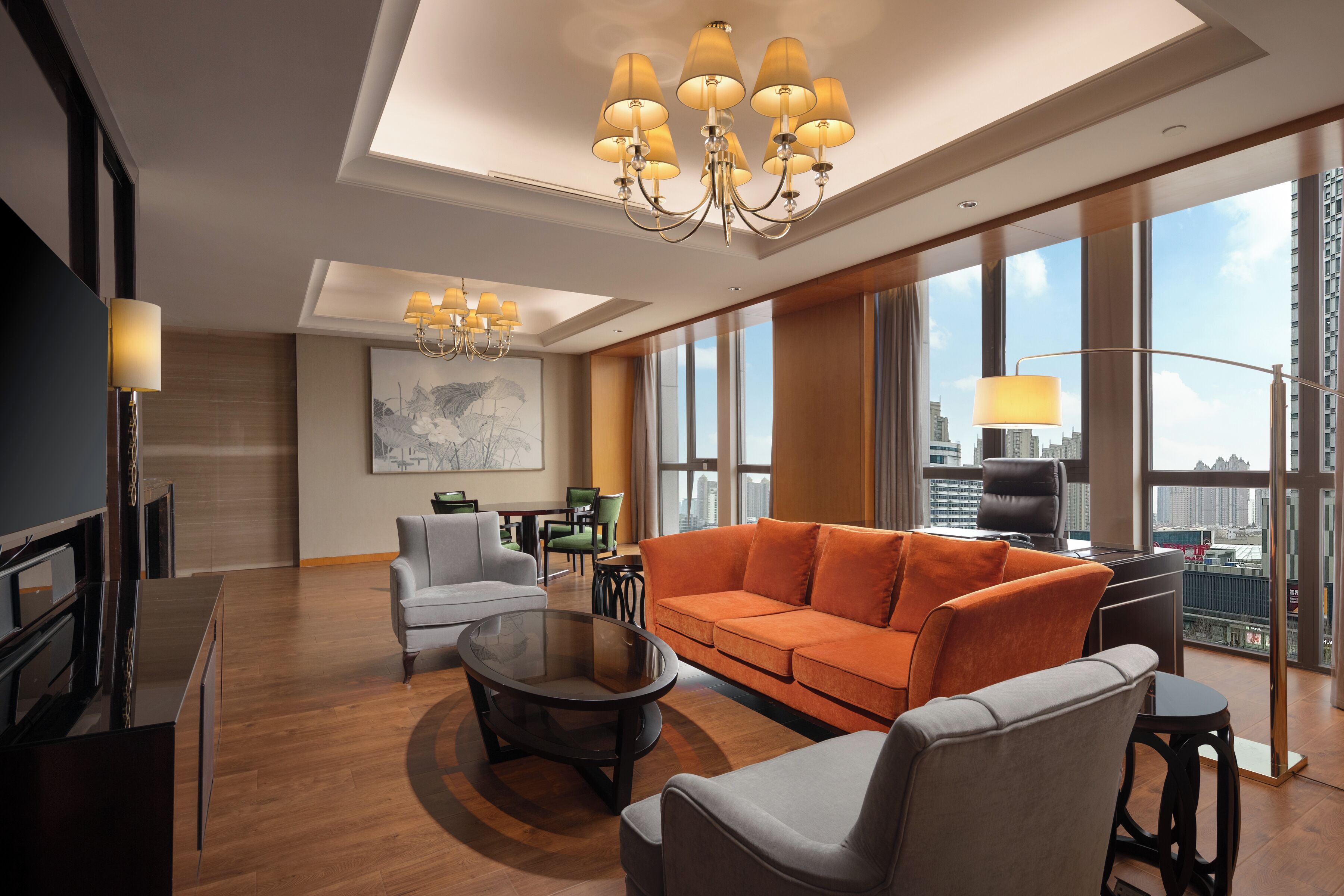 junior suite, 1 bedroom, executive level | living area | 37-inch flat-screen tv with satellite channels, tv, dvd player