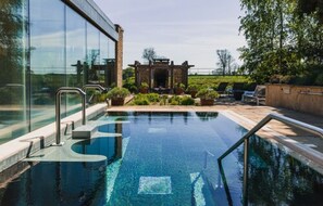 Outdoor pool - Barnsley House Hotel (Cirencester)