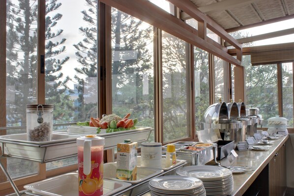 Daily buffet breakfast (INR 450 per person) - juSTa MG Road Hotel (Bengaluru)