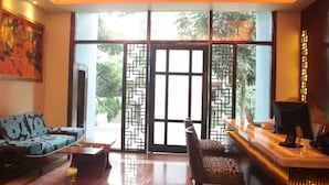 로비 라운지
