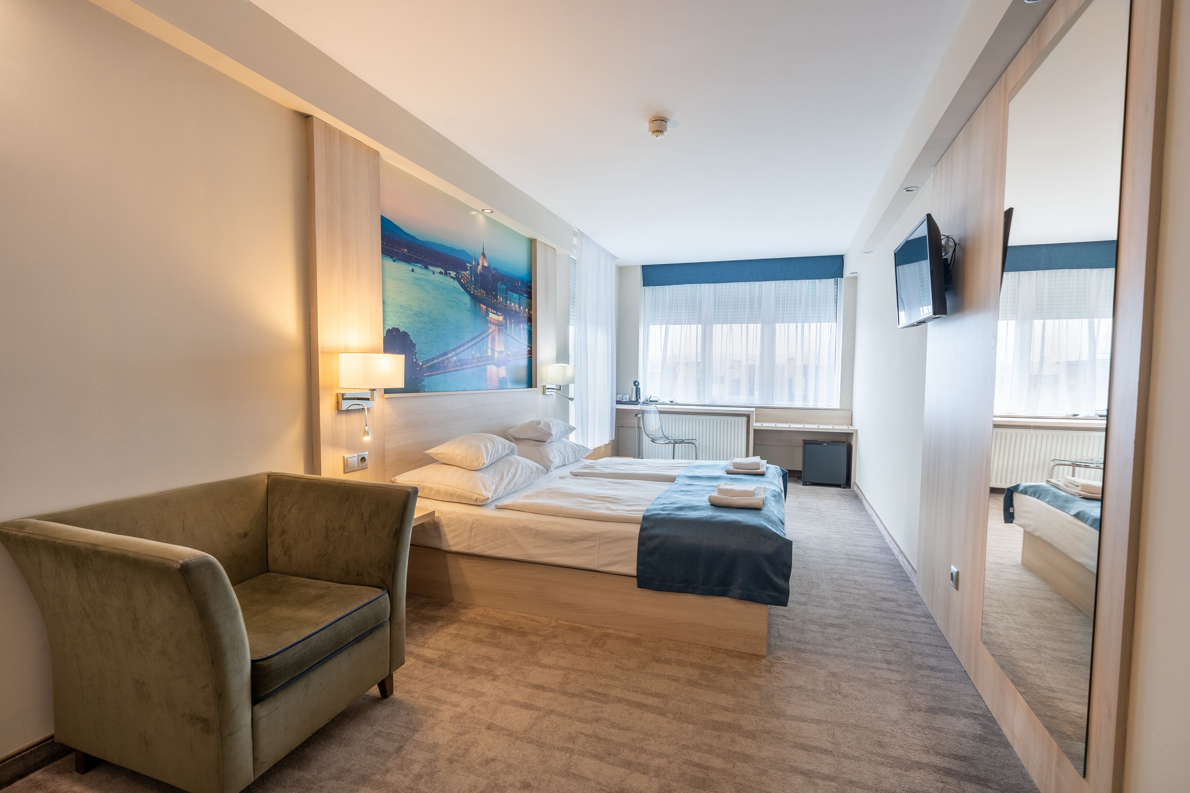 panoramic double room, terrace | 1 bedroom, in-room safe, desk, soundproofing