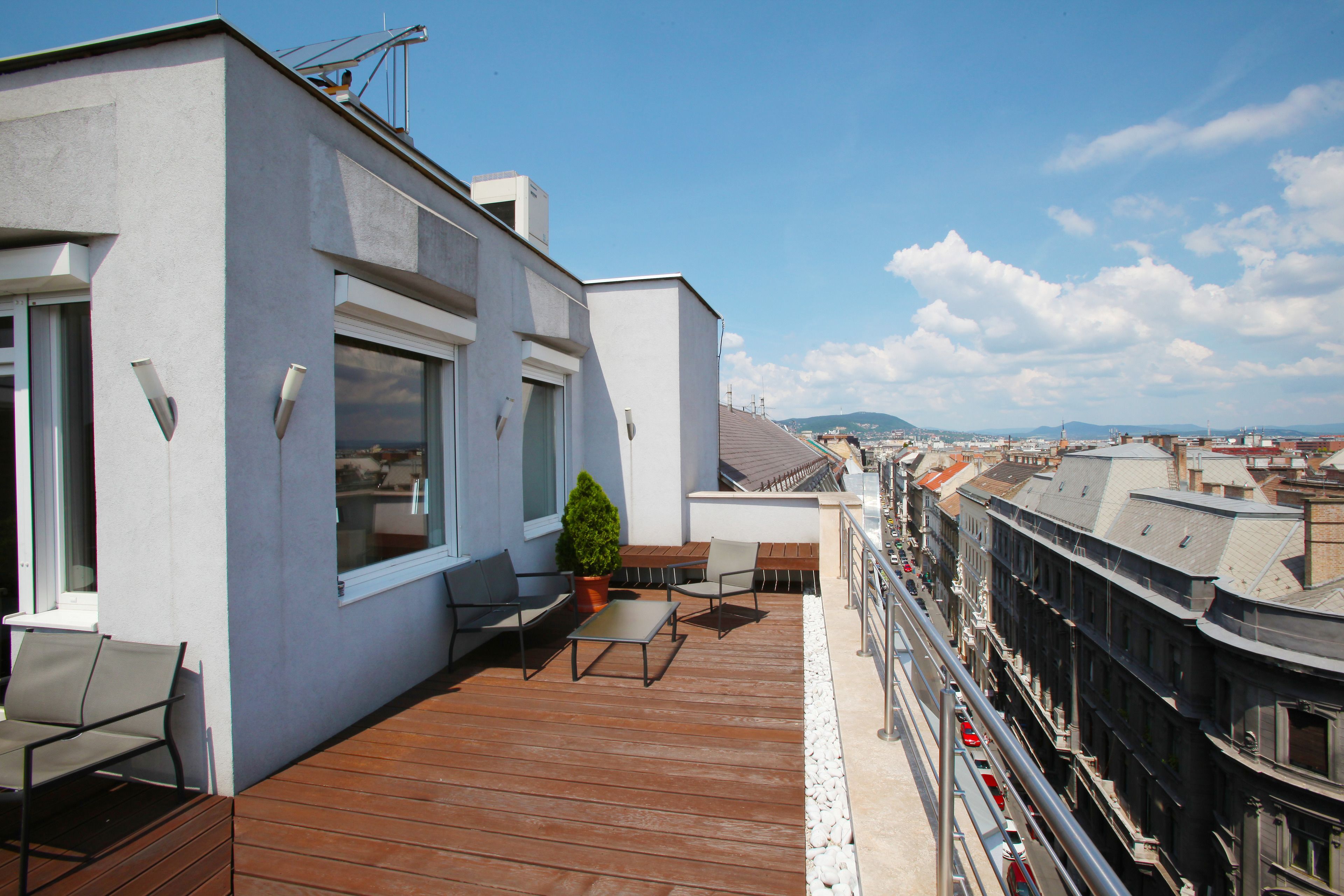 panoramic apartment, terrace | terrace/patio
