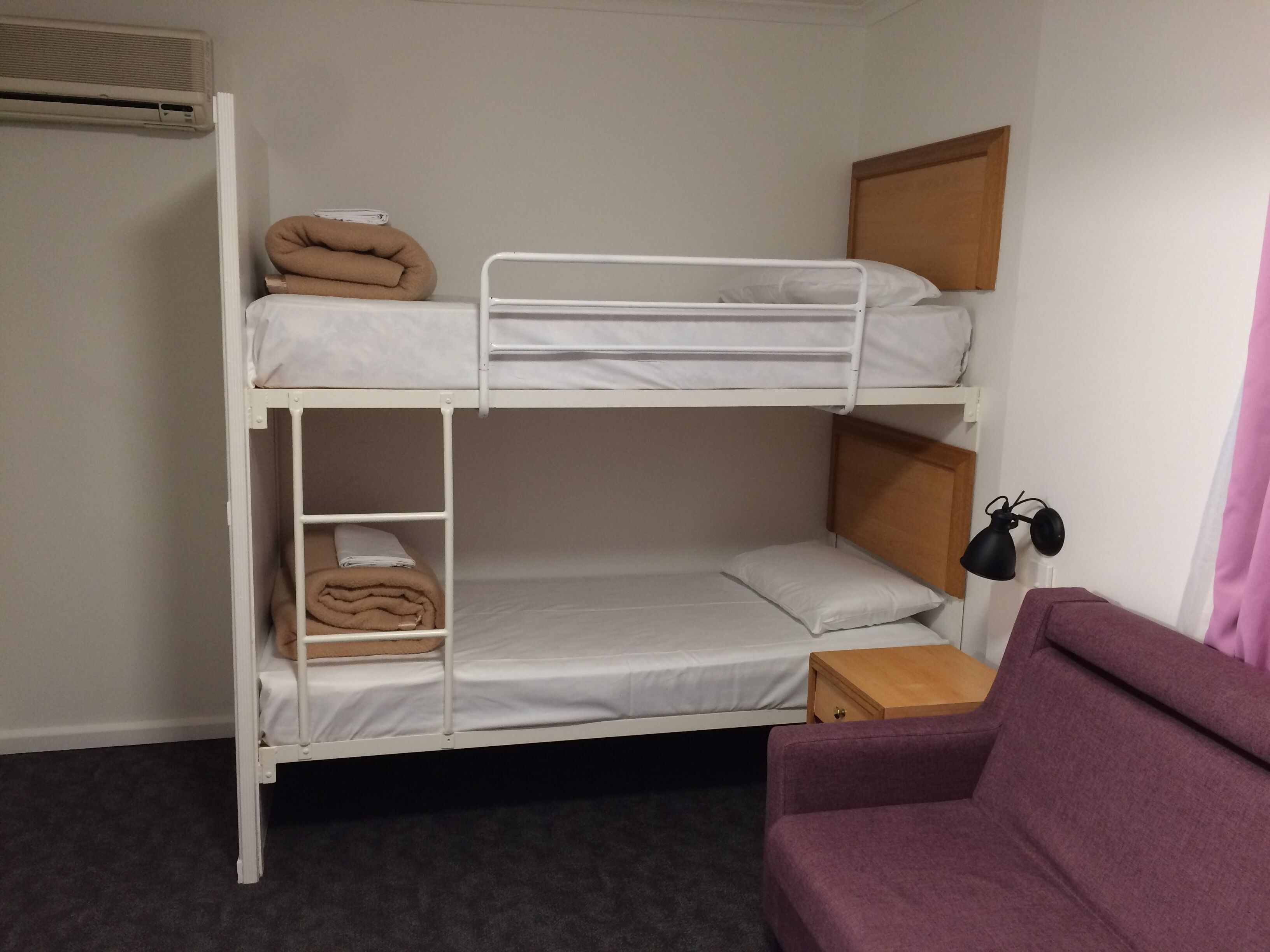 Wi-Fi gratuit, draps fournis