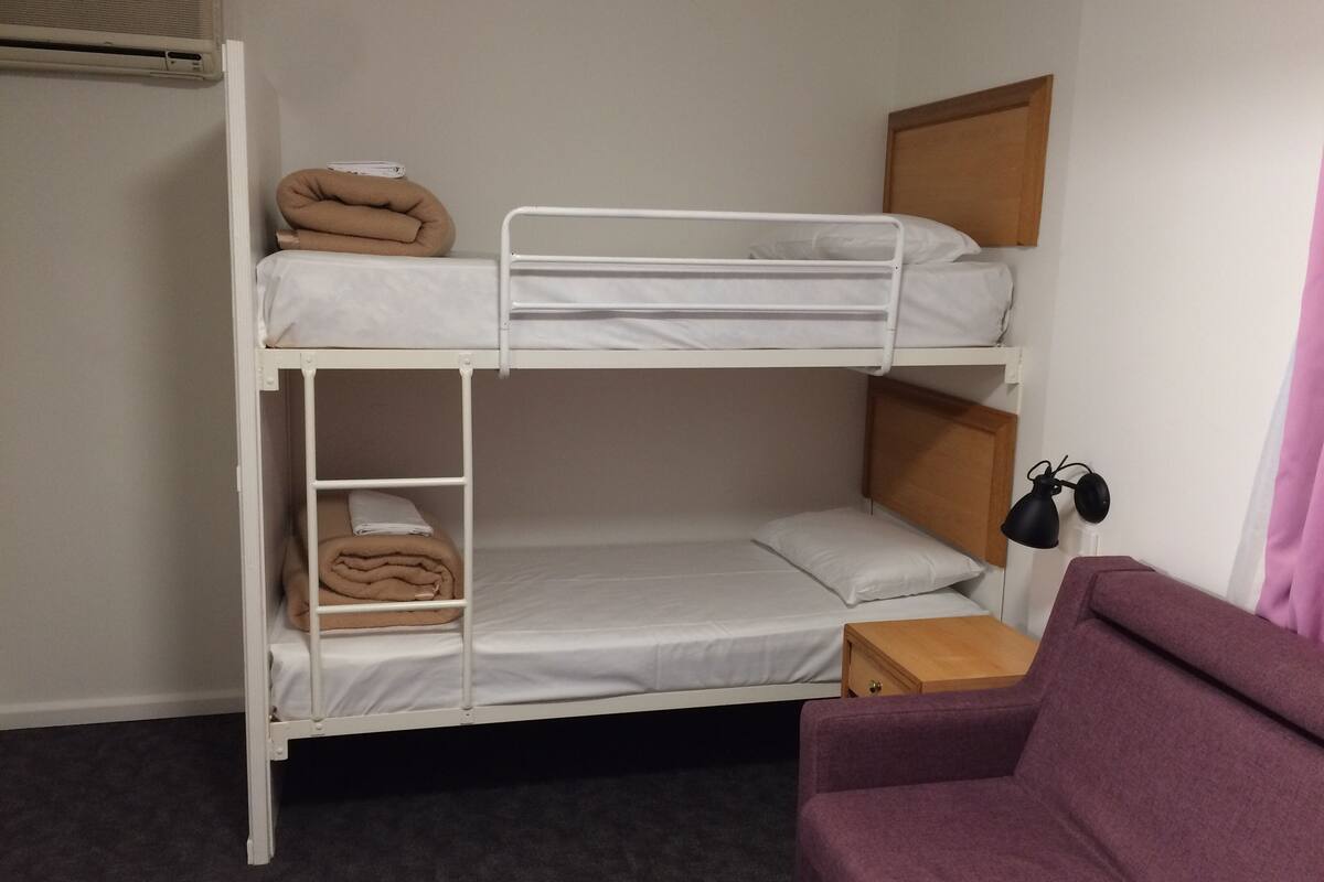 Wi-Fi gratuit, draps fournis