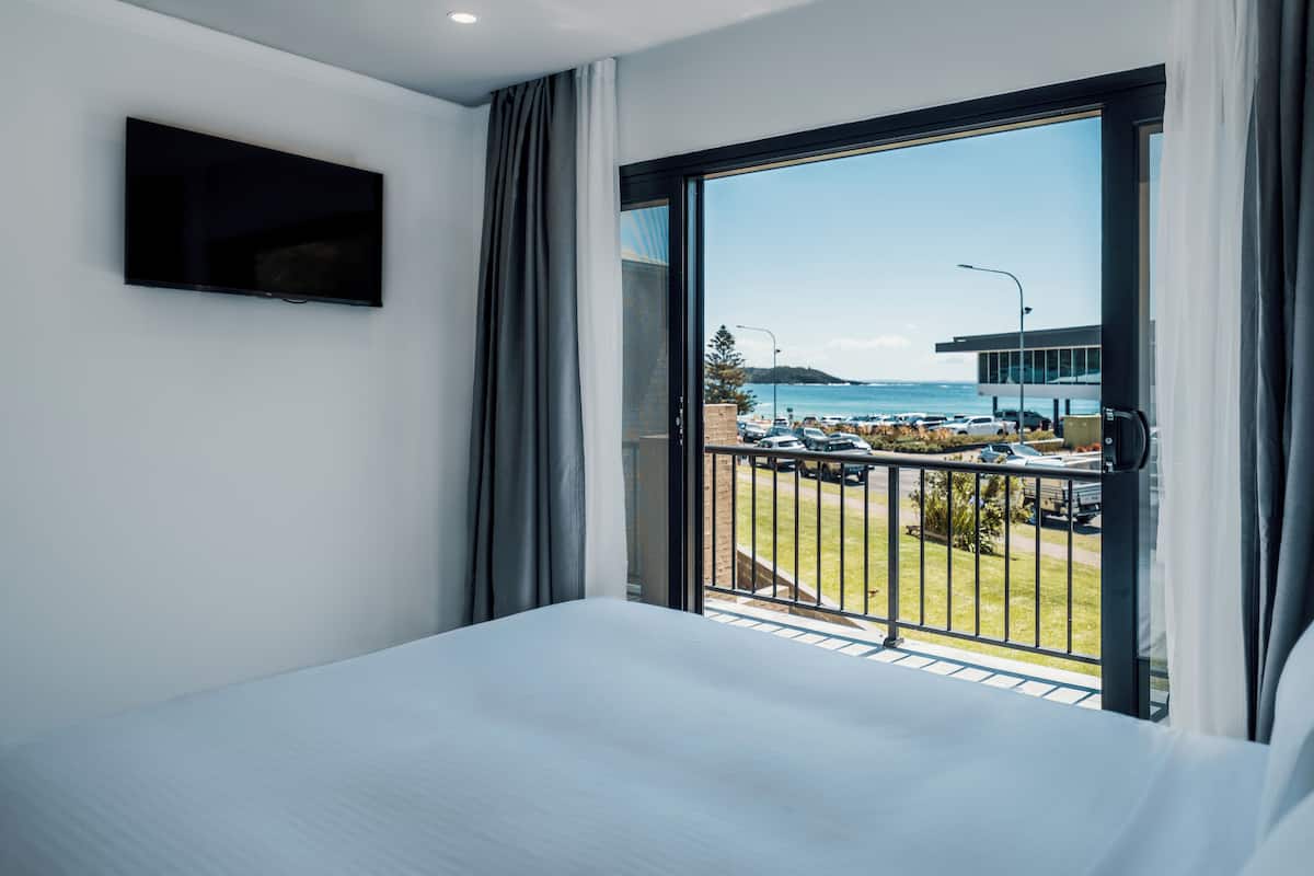 Căn hộ, 2 phòng ngủ, bếp (Serviced Apartment) | Bàn ủi/dụng cụ ủi quần áo, truy cập Internet không dây miễn phí