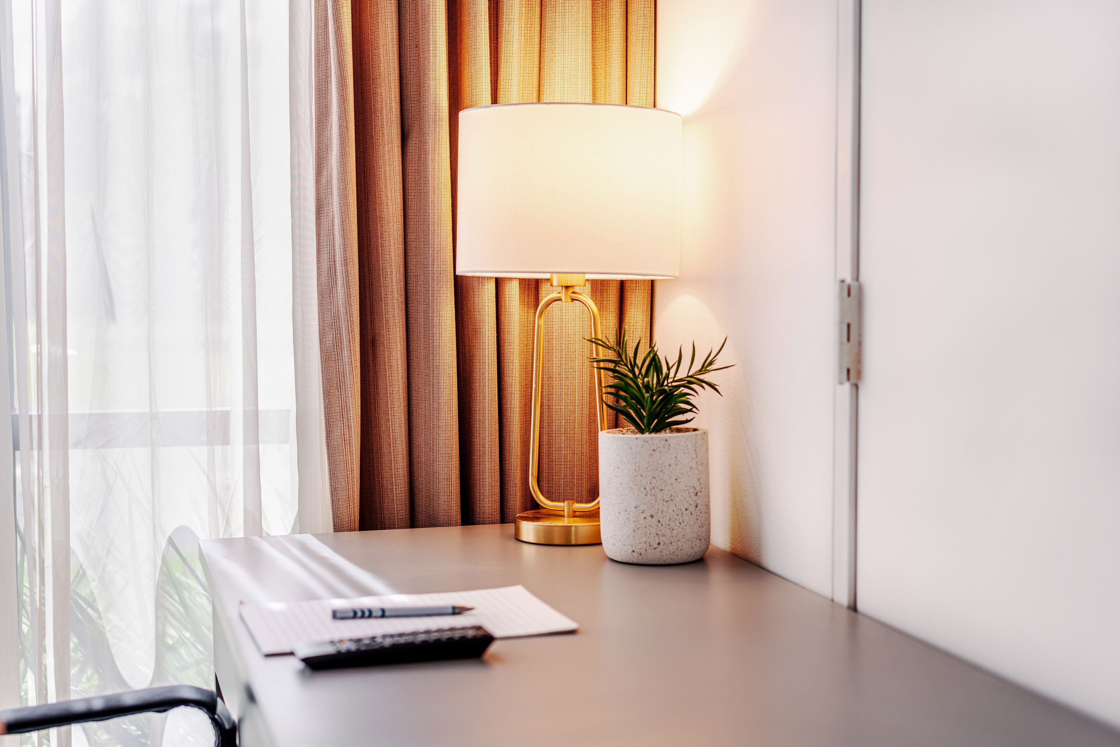 1 bedroom, in-room safe, desk, blackout curtains