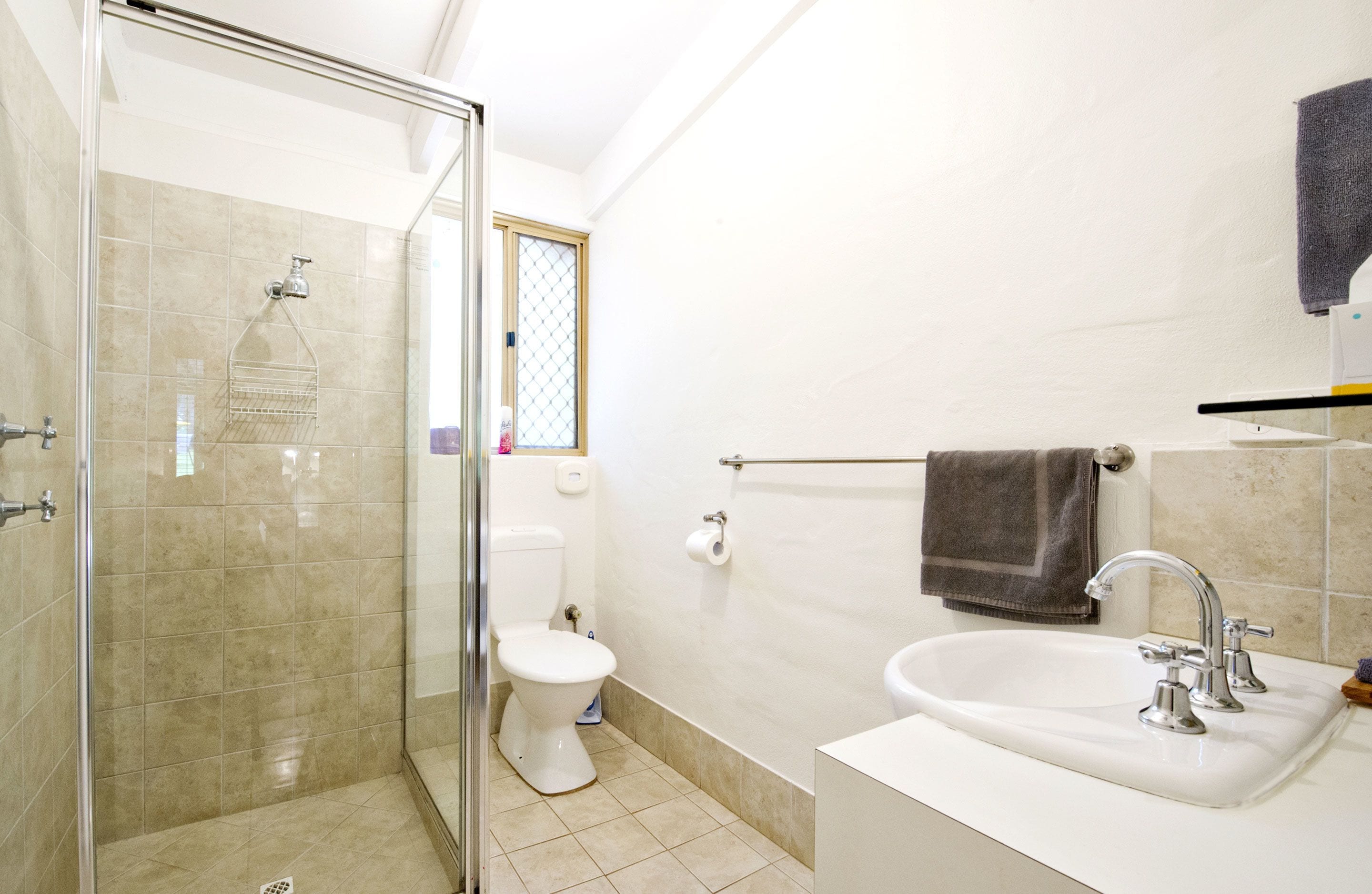 Shower, free toiletries, hair dryer, towels