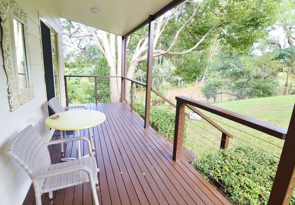 Porch - Apple Tree Cottage & Studio (Montville)