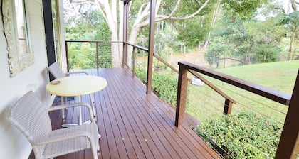 Apple Tree Cottage & Studio