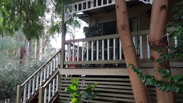 Queen Balcony  | Balcony