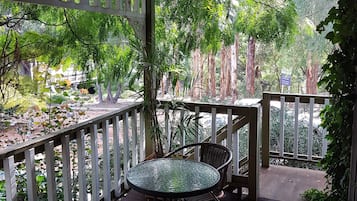 Queen Balcony | Balcony