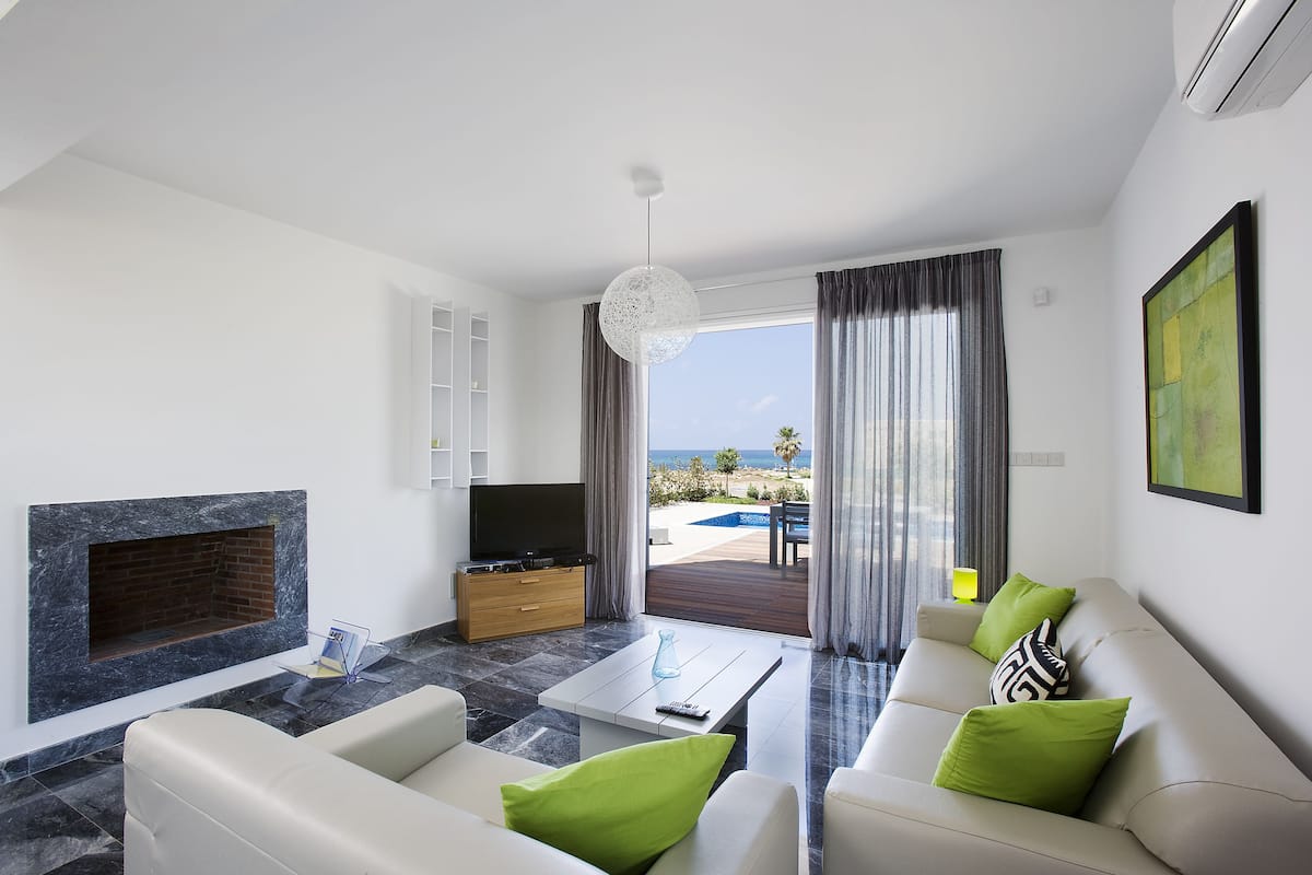 Villa, 2 Bedrooms (Turquoise) | 1 bedroom, in-room safe, iron/ironing board, free WiFi