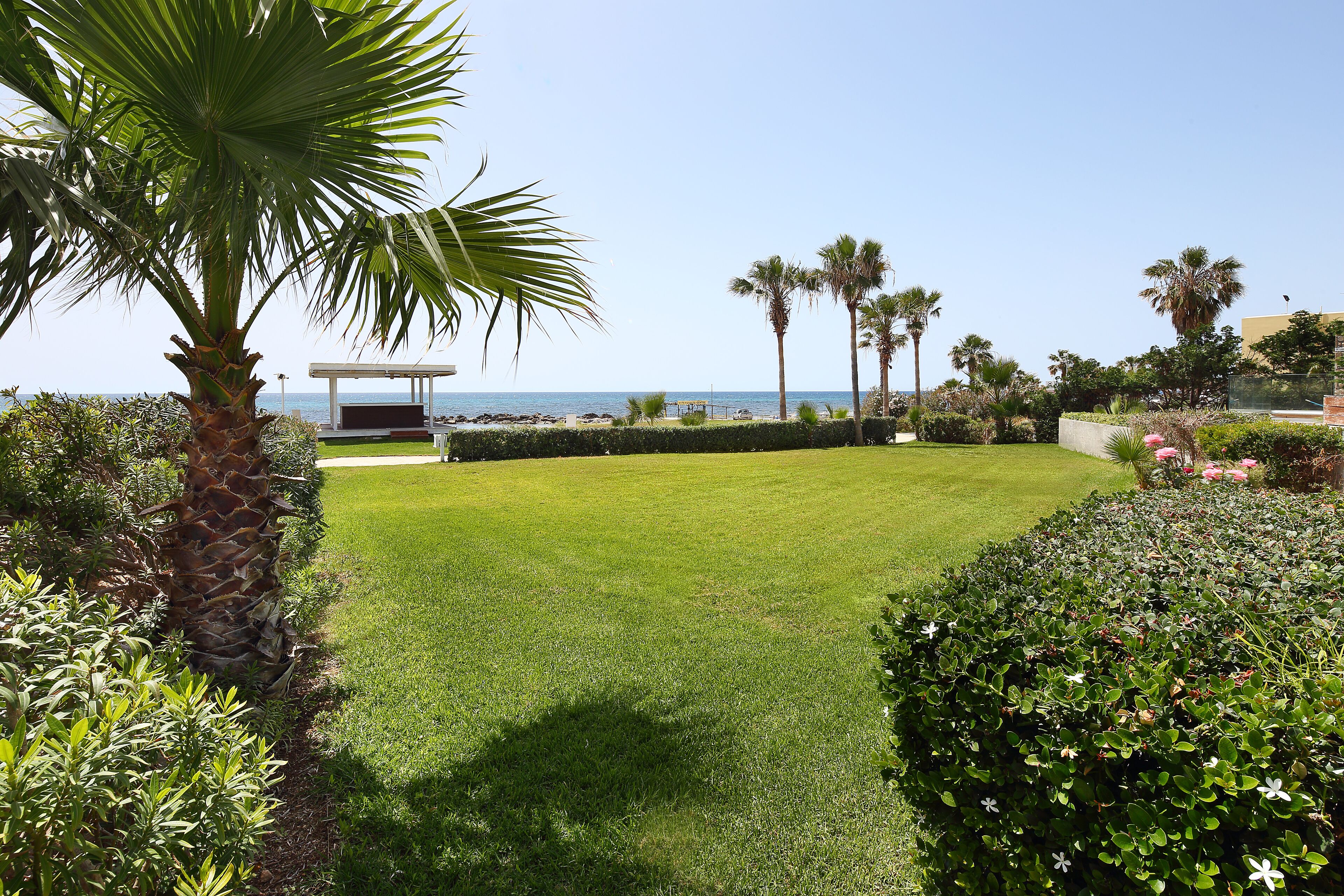 Photo - Paradise Cove Luxurious Beach Villas