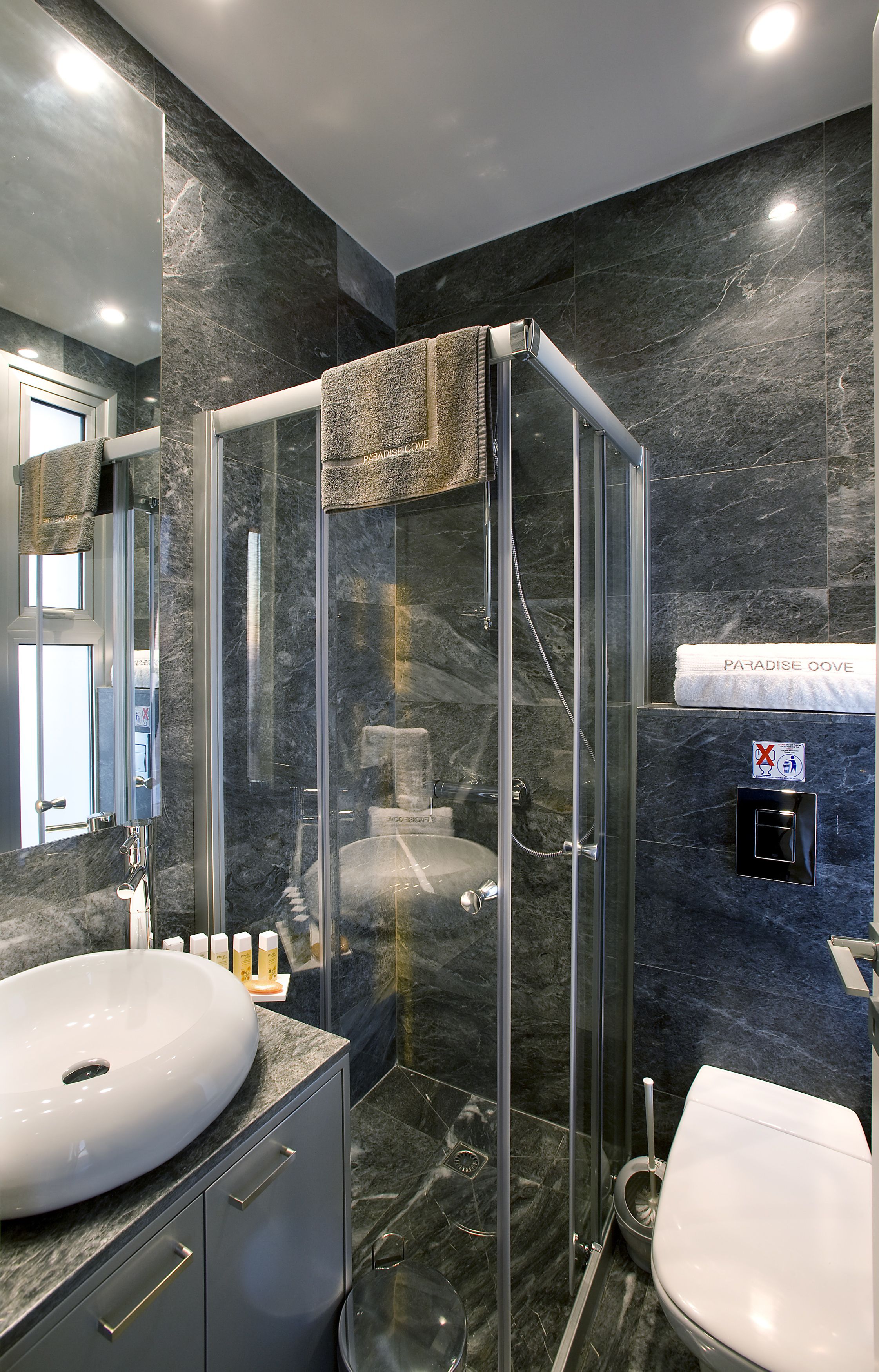 villa, 3 bedrooms (cyan) | in-room safe, iron/ironing board, free wifi, bed sheets