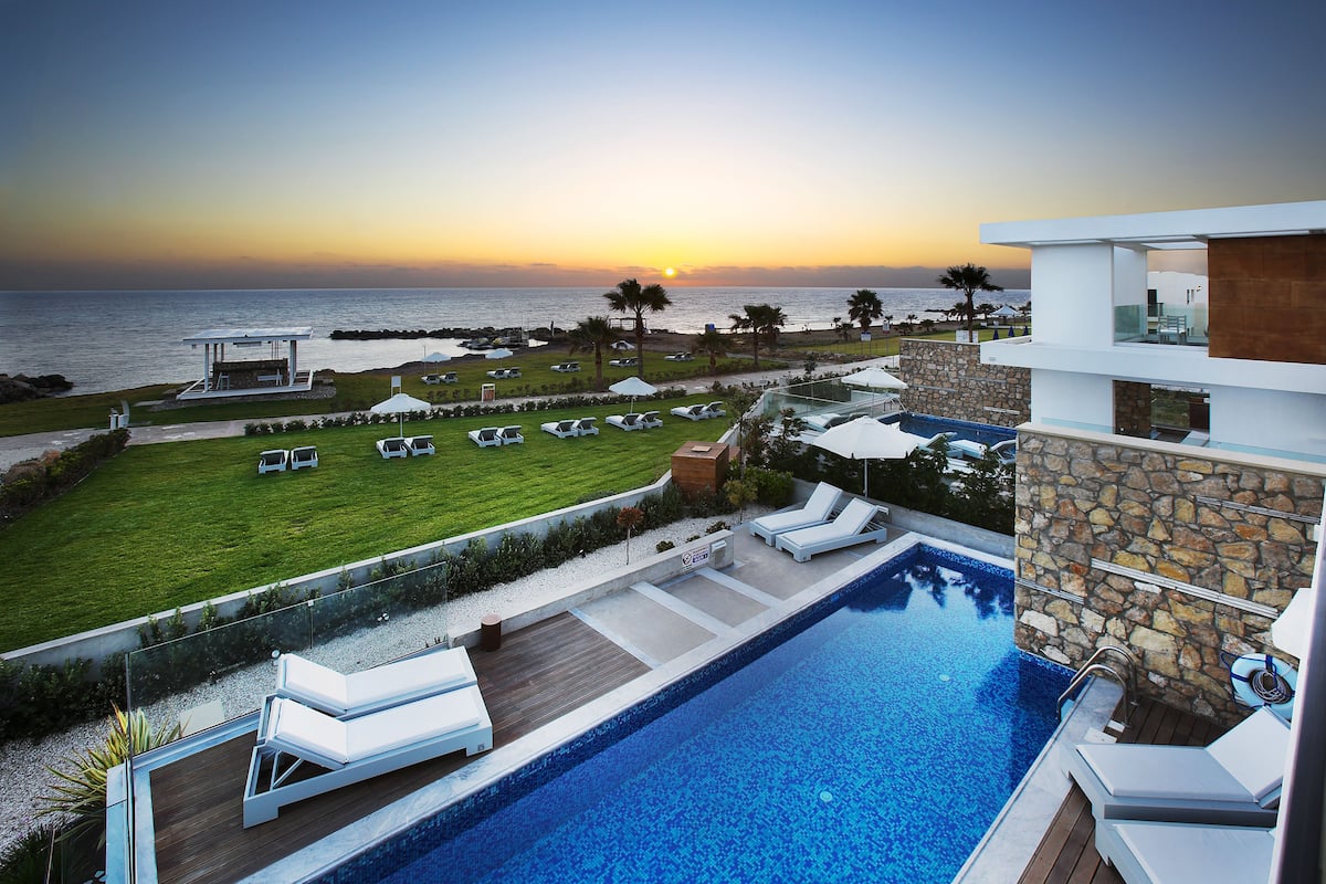 Villa, 3 Bedrooms (Cyan) | 1 bedroom, in-room safe, iron/ironing board, free WiFi