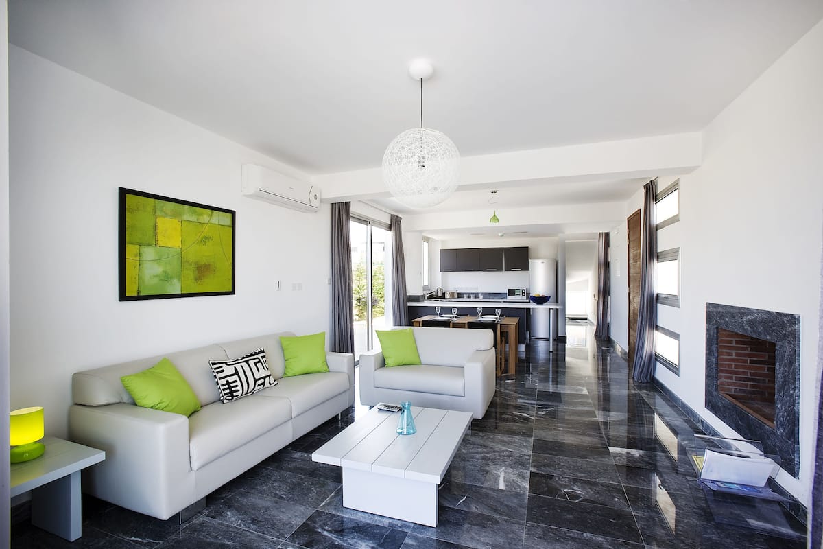 villa, 2 bedrooms (turquoise) | in-room safe, iron/ironing board, free wifi, bed sheets