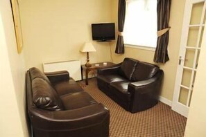 Apartment, 3 Bedrooms | Living area | DVD player - Aisling Guest House (Ashbourne)