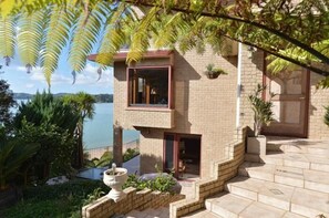 Exterior - Bay of Islands Beachhouse (Paihia)