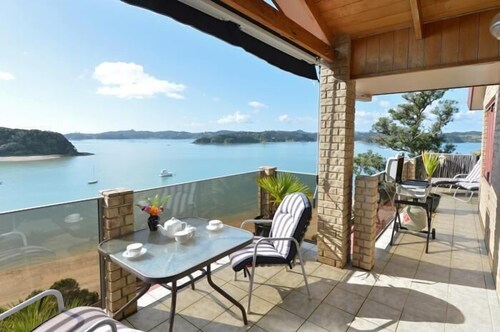 Bay of Islands Beachhouse