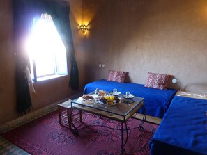 Double Room | Living area - Kasbah Hotel Panorama (Taouz)