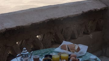 Kamar Double | Teras/patio