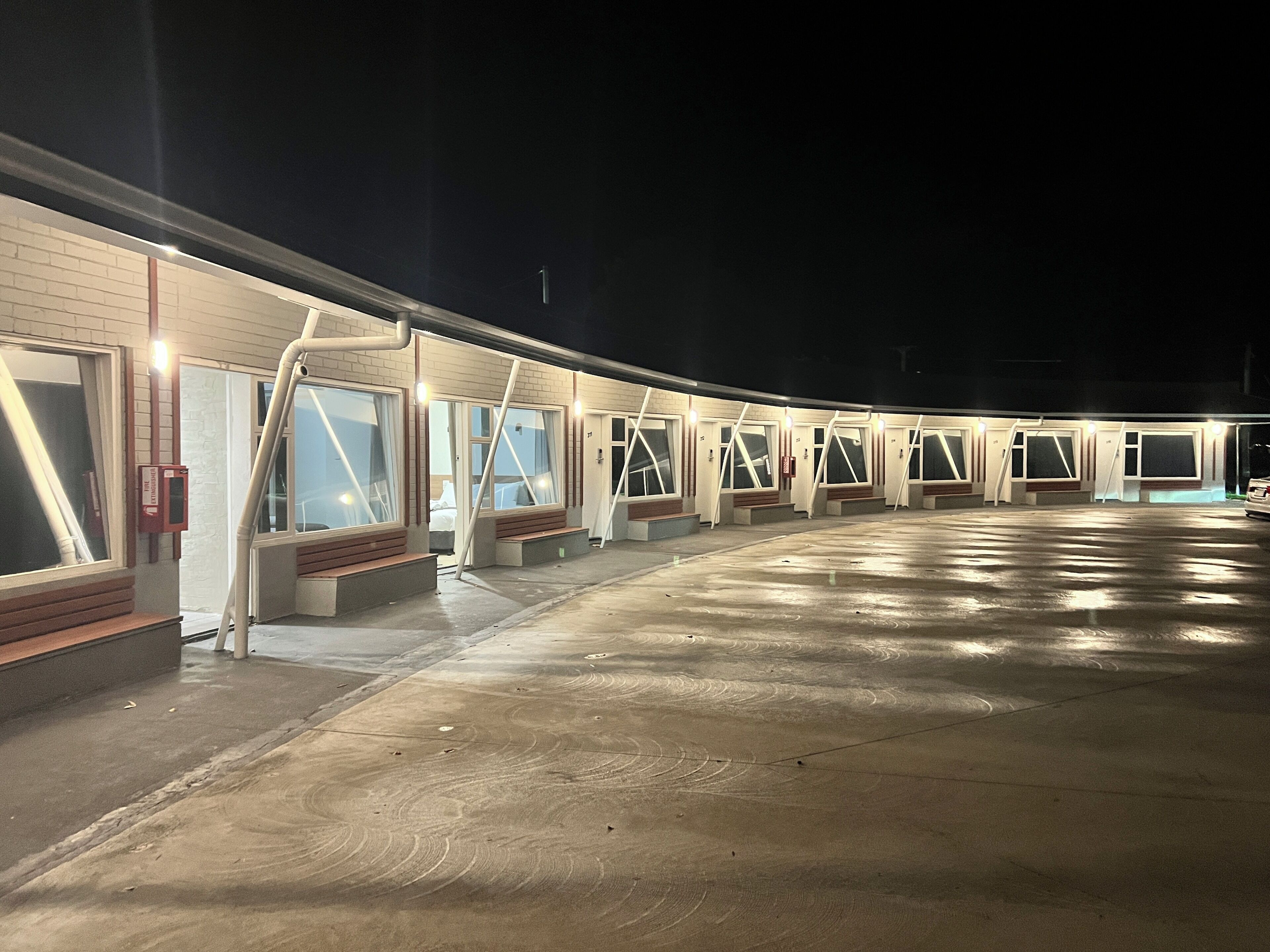 숙박 시설 정면