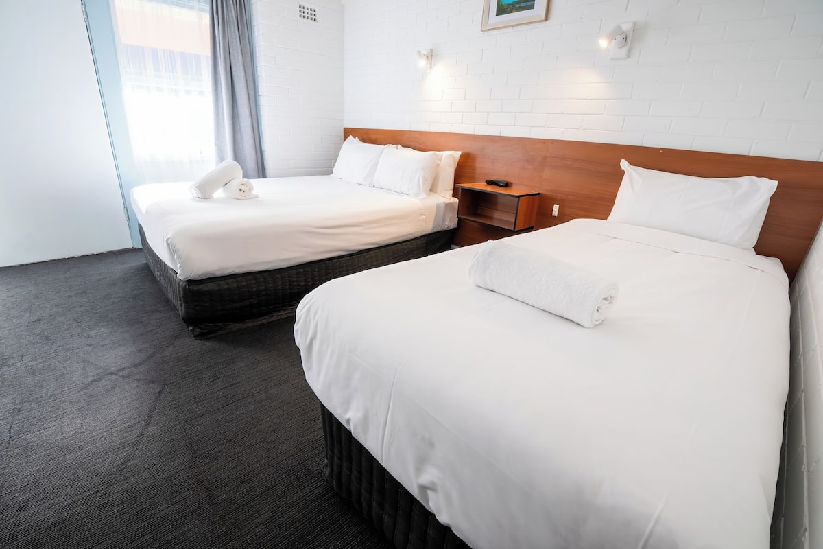 Standard Queen + Single Room | 1 bedroom, desk, laptop workspace, blackout drapes