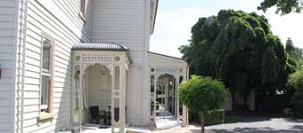 Merivale Manor