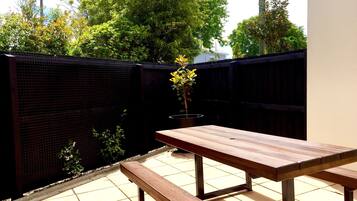 Apartamento, 3 habitaciones | Terraza o patio