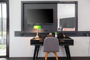 1 dormitorio, colchones Tempur-Pedic, decoración individual