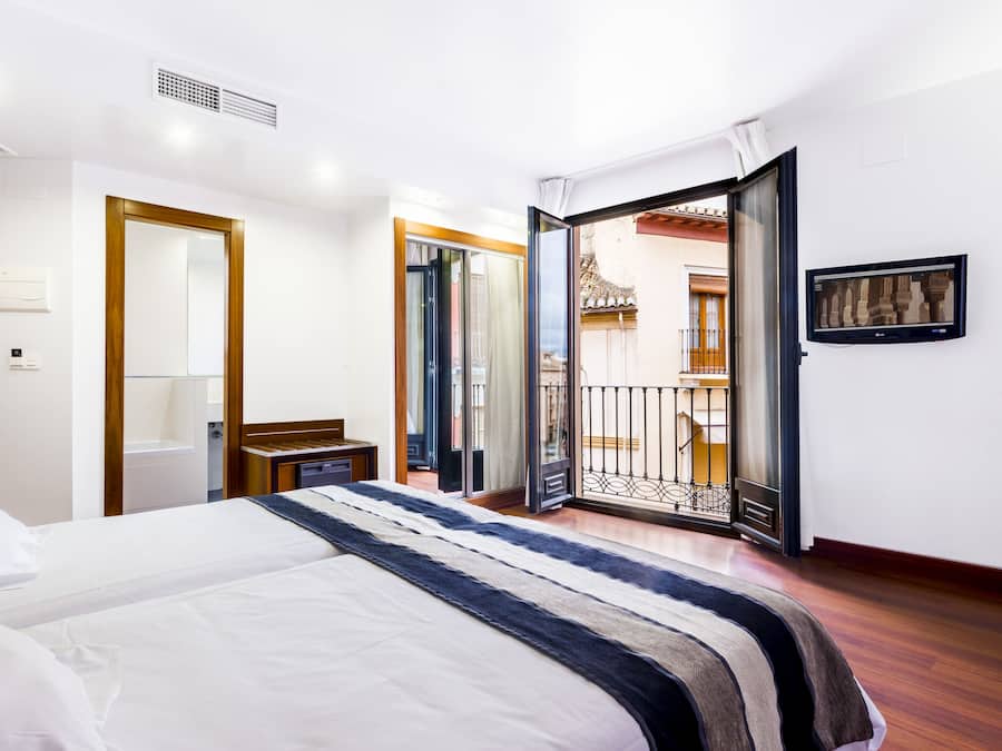 Down duvets, minibar, in-room safe, desk