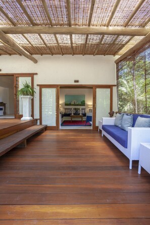 Porch - Etnia Casa Hotel (Porto Seguro)