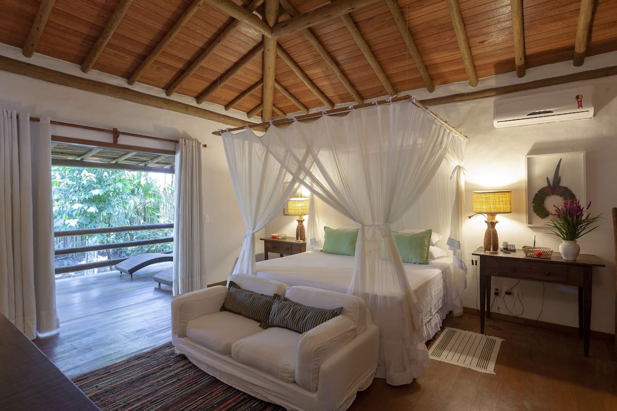 villa alafia | 4 bedrooms, egyptian cotton sheets, premium bedding, minibar
