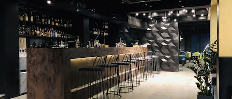 餐飲