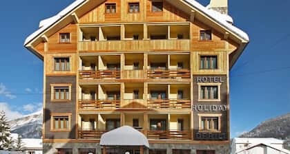 Hotel Holiday Debili