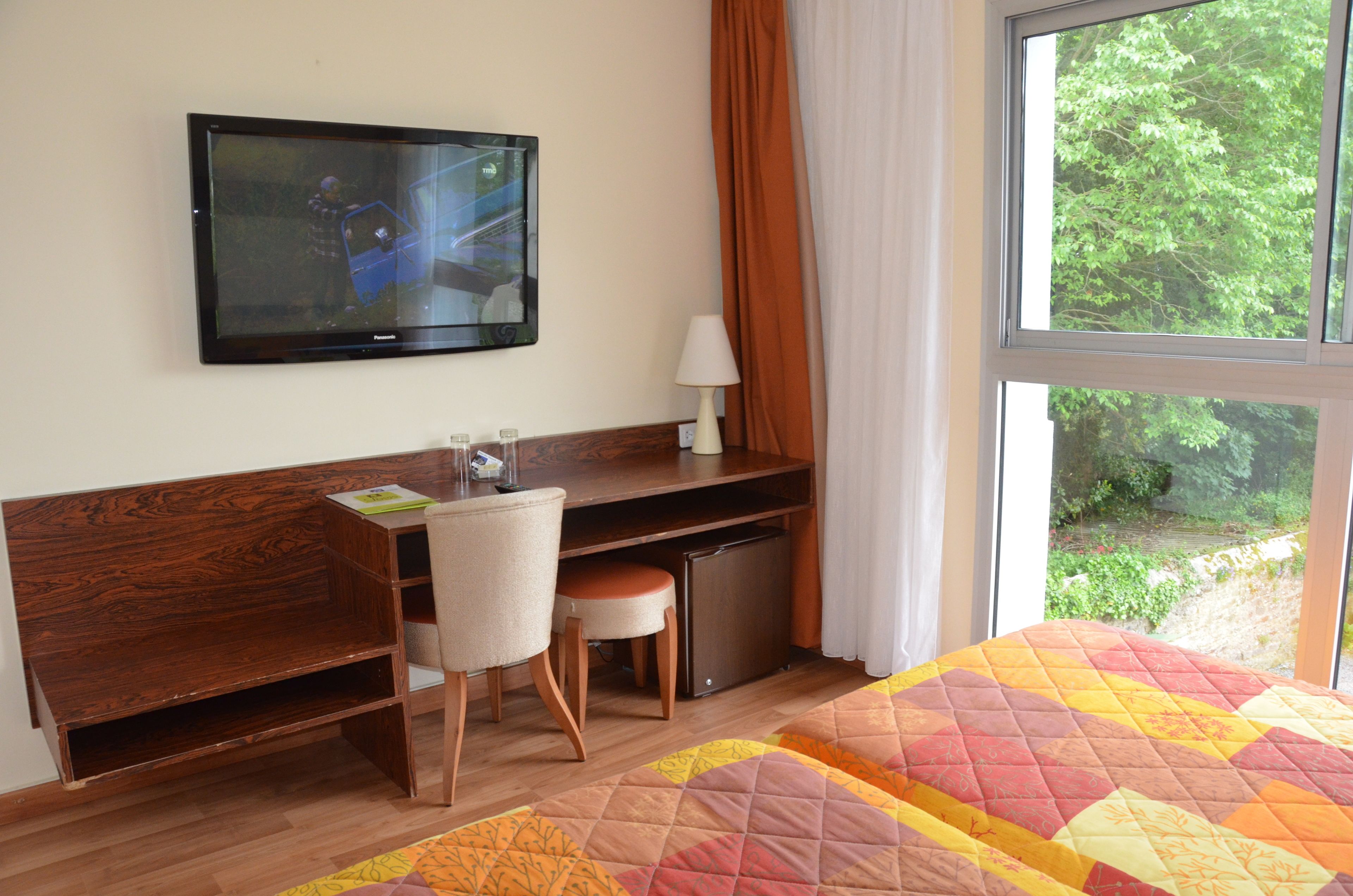 minibar, in-room safe, desk, free wifi