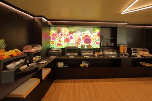 Petit déjeuner buffet