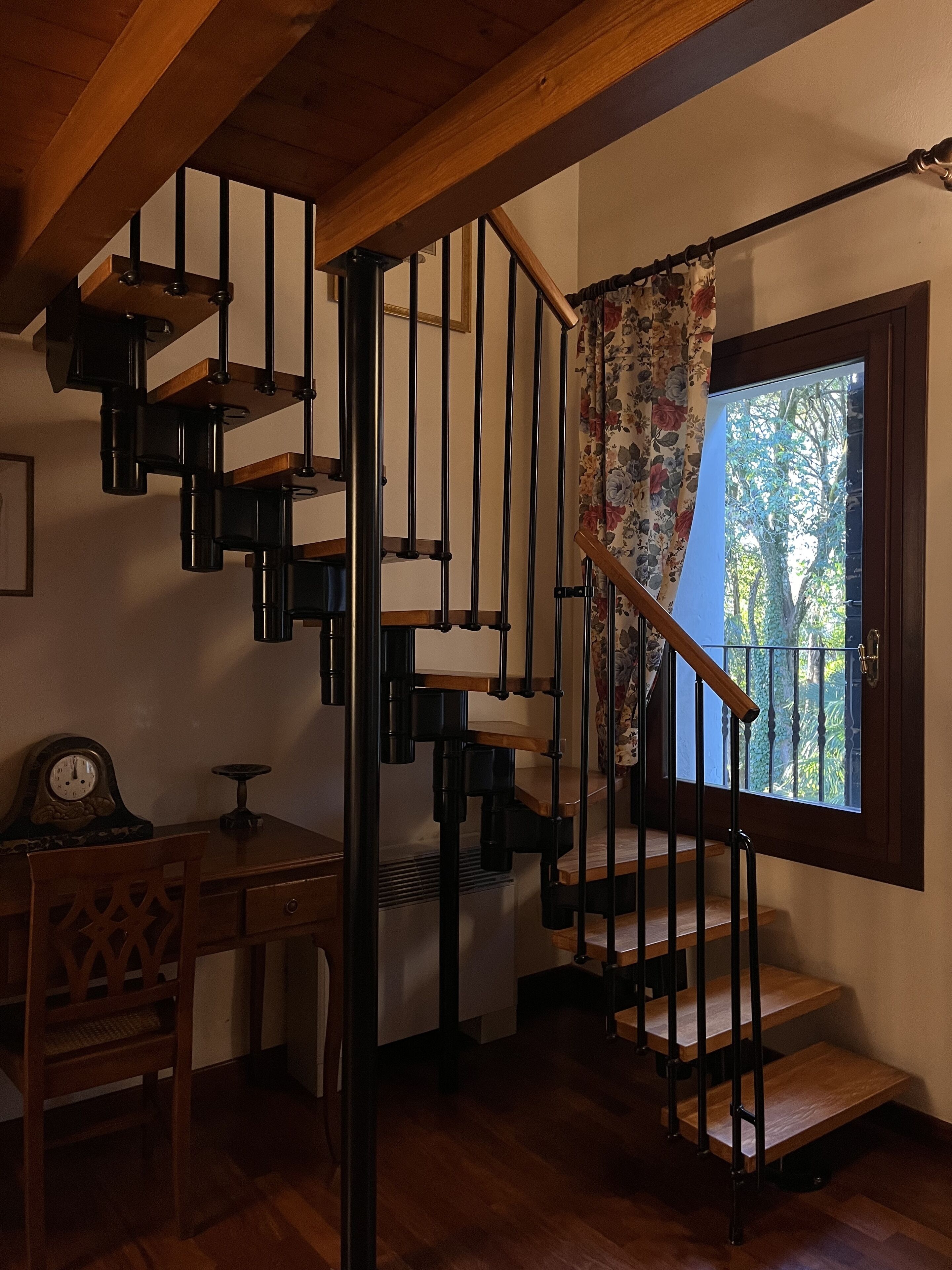 suite | 1 bedroom, premium bedding, down duvets, minibar