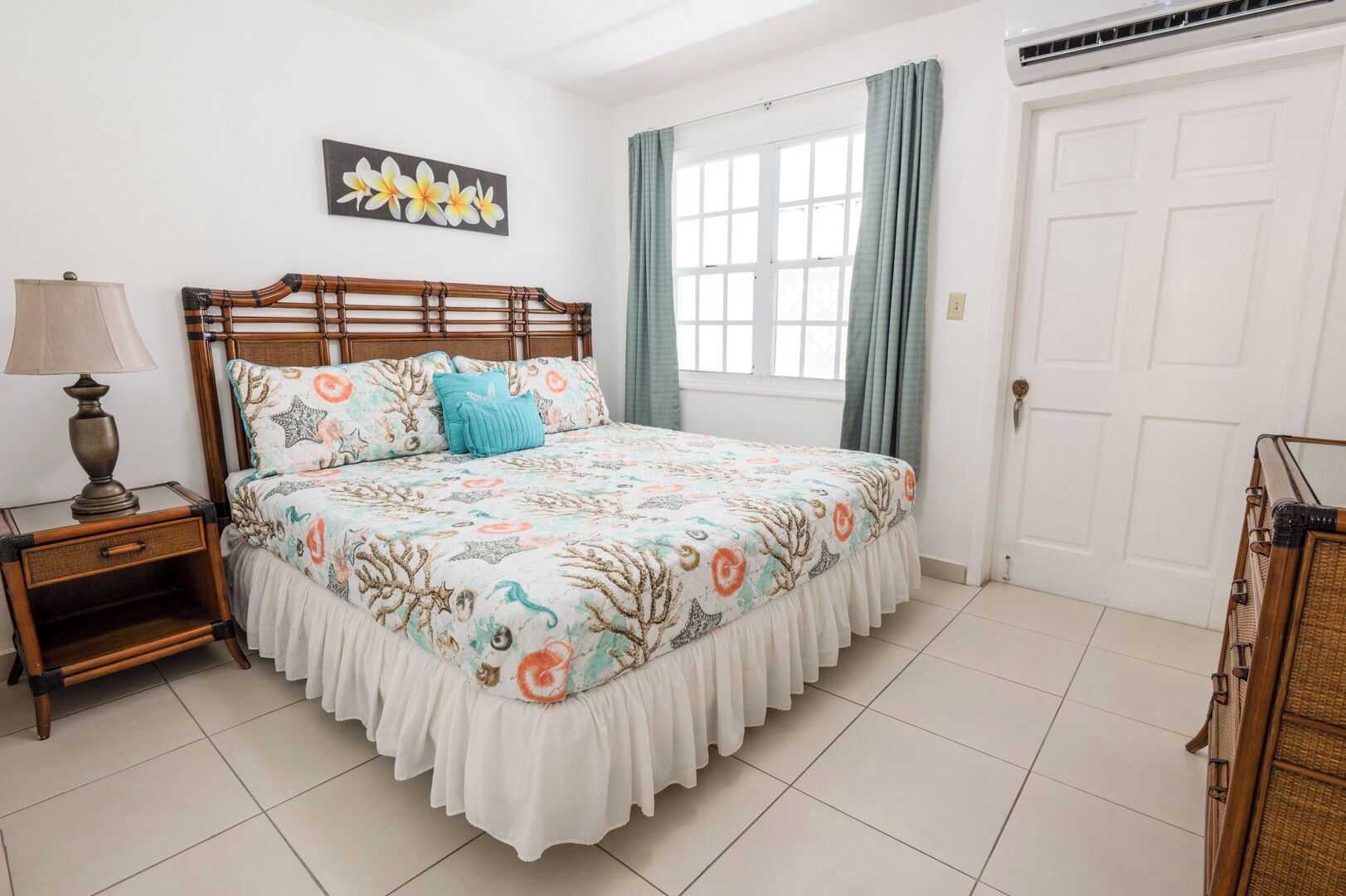 Suite, 1 habitación | Caja fuerte, wifi gratis, ropa de cama