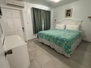 Caja de seguridad en la habitación, wifi gratis y ropa de cama 