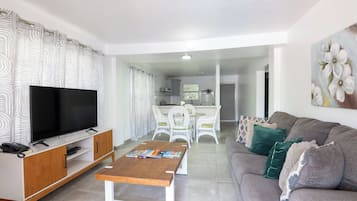 Suite, 2 chambres, non-fumeur | Coin séjour