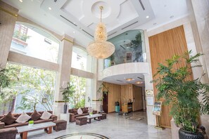 Lobby - Golden Central Hotel Saigon (Ho Chi Minh City)