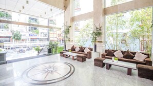 Kawasan tempat duduk lobi