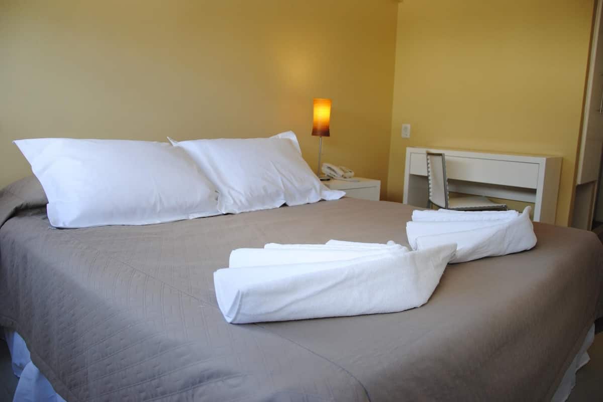 Premium bedding, pillow-top beds, in-room safe, desk