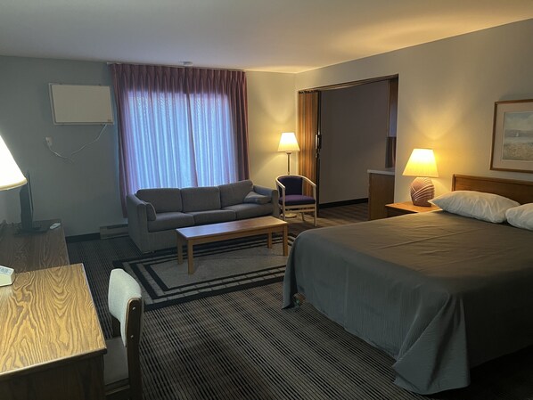 مكتب وواي فاي مجانًا وملاءات أسرّة ومُنبهات