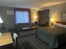 Suite ejecutiva, 1 cama de matrimonio, no fumadores | Escritorio, wifi gratis, ropa de cama y despertador