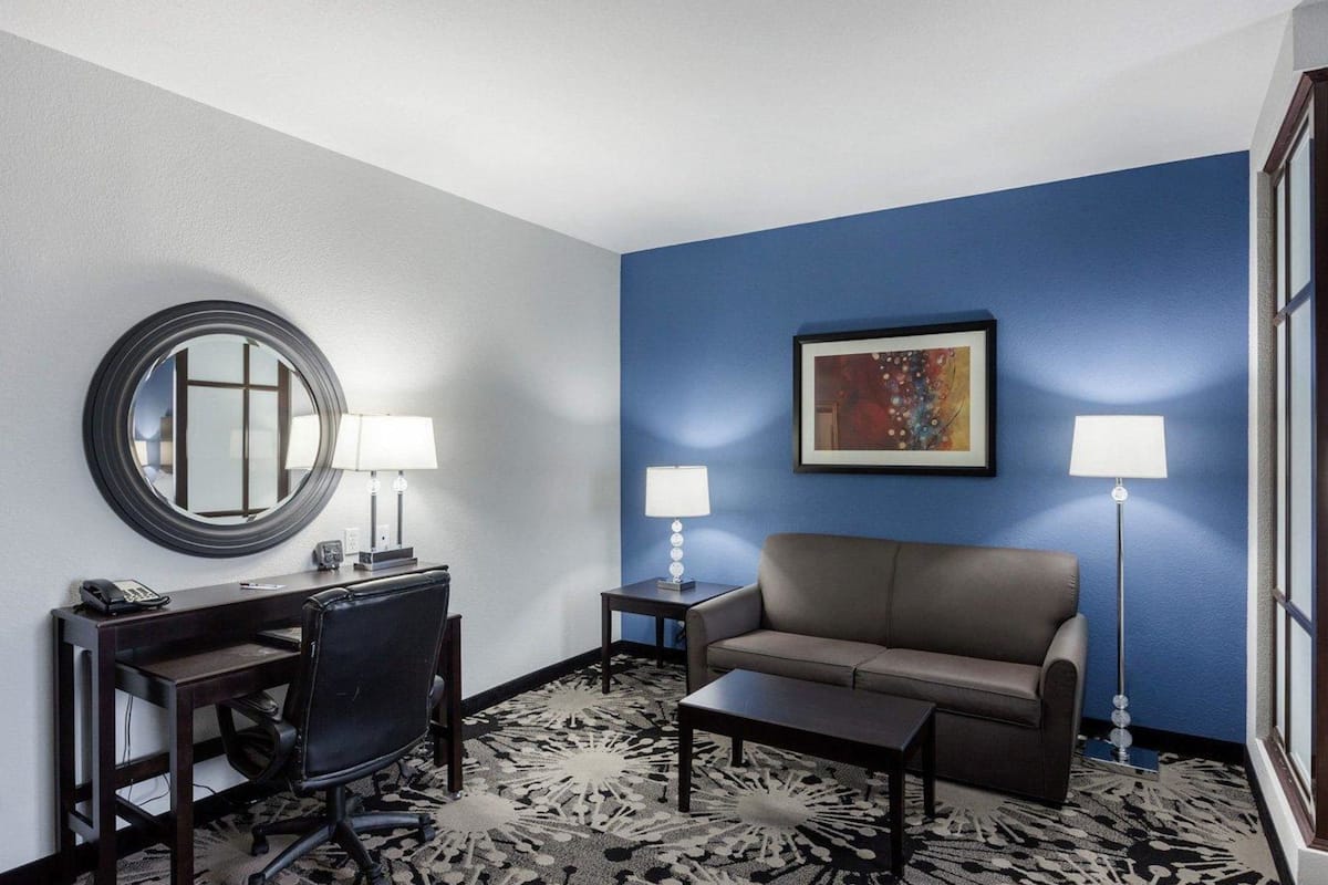 desk, blackout curtains, iron/ironing board, free wifi