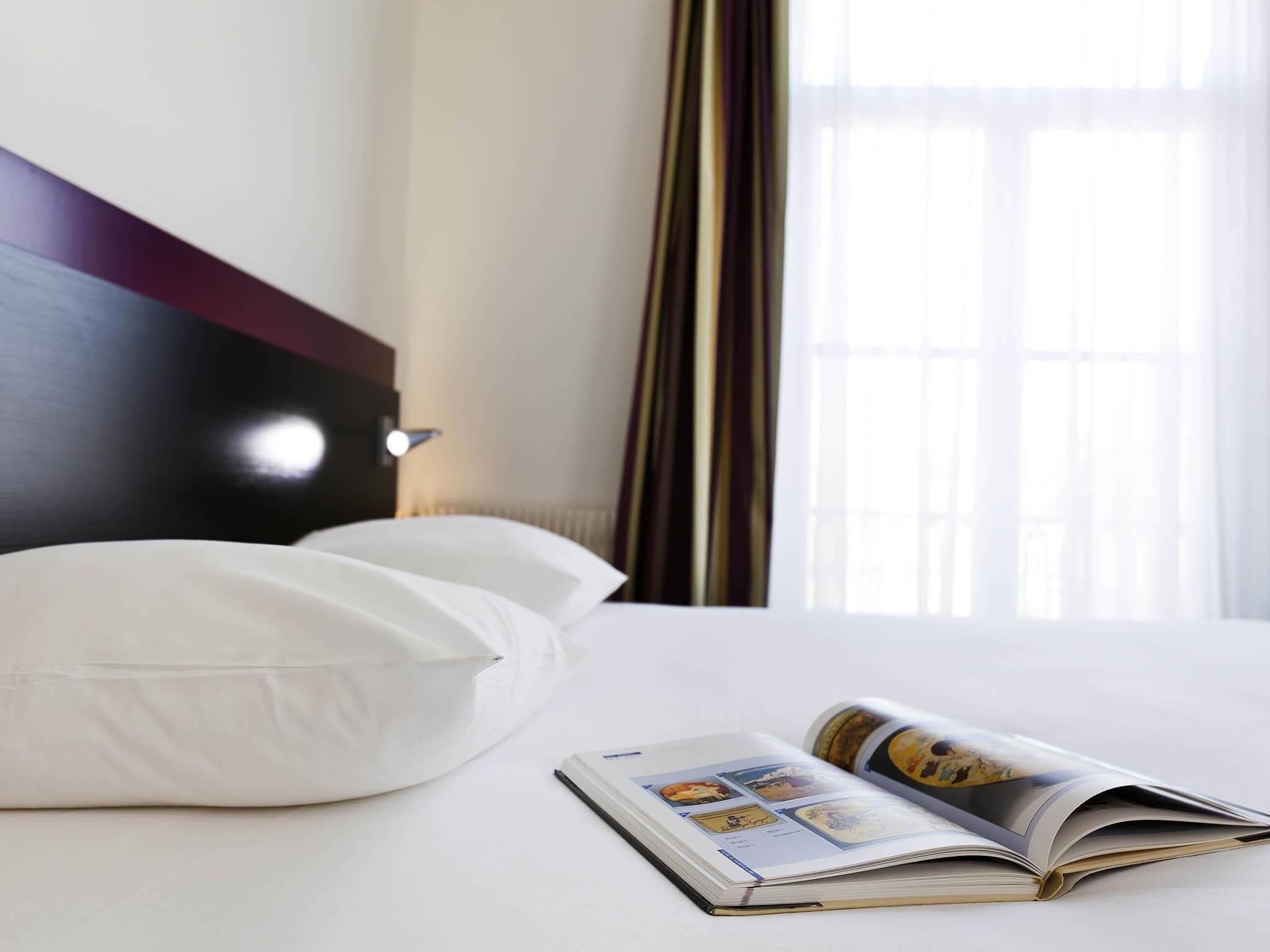 Classic Twin Room, 2 Twin Beds | Premium bedding, in-room safe, desk, blackout drapes