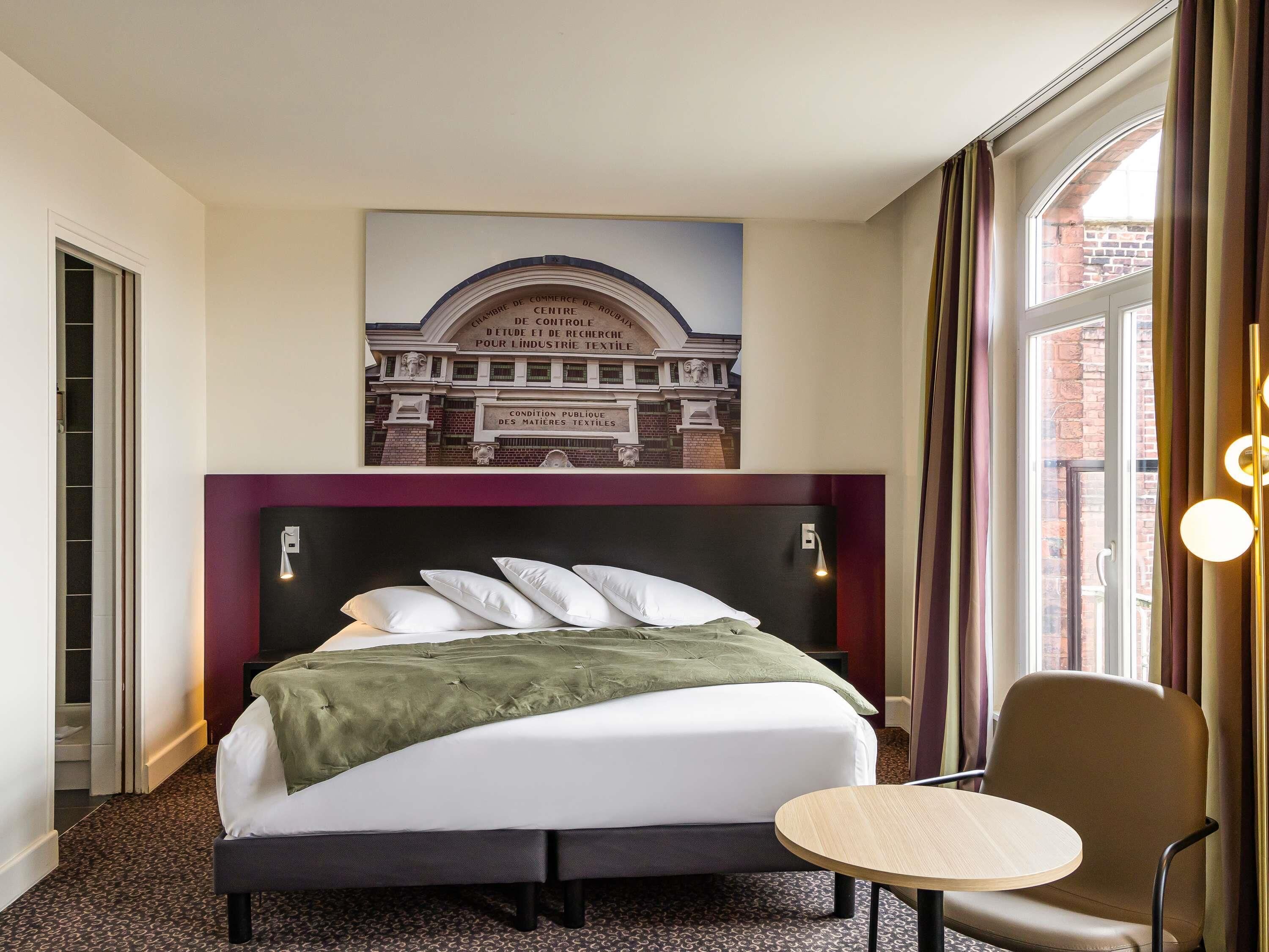 premium bedding, in-room safe, desk, blackout curtains